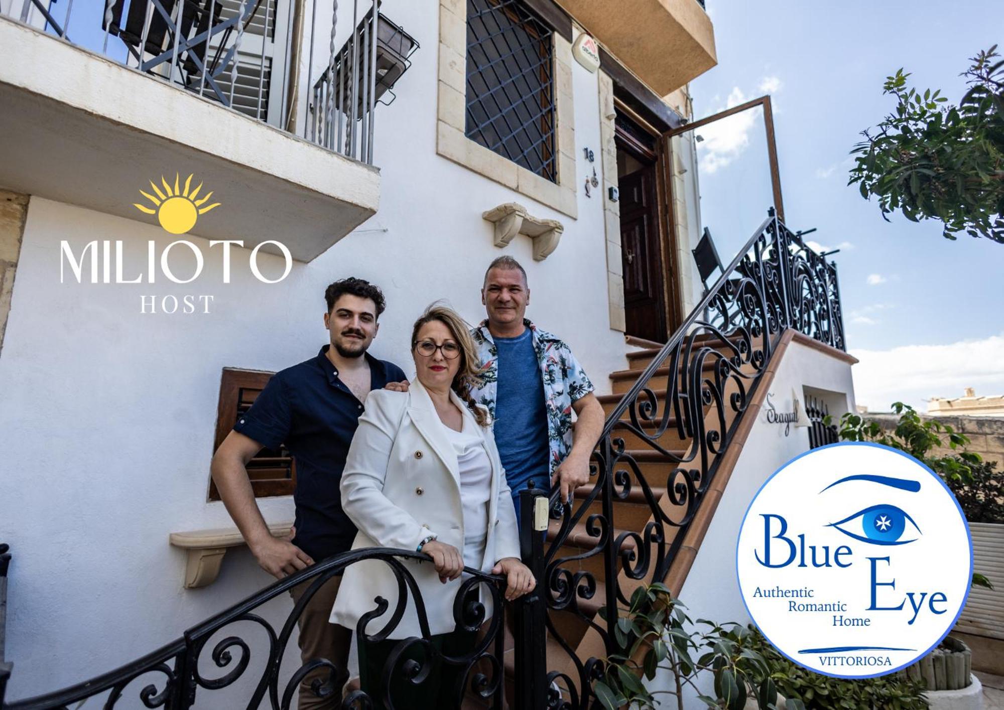 Blue Eye - Waterfront Home In A Scenic Location Birgu Bagian luar foto